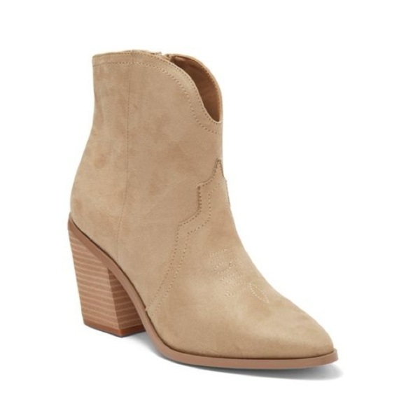 Abound | Tan Faux Suede Western Short Boots Booties Size 8 Cowboy 3.5" Heel - Picture 1 of 12